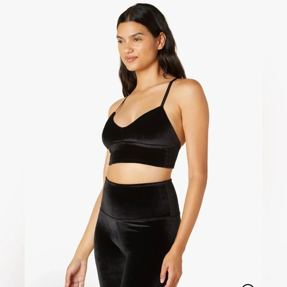 NWT Beyond Yoga Velvet Motion VIP Long Line Bra Size Small $68 - Picture 3 of 10